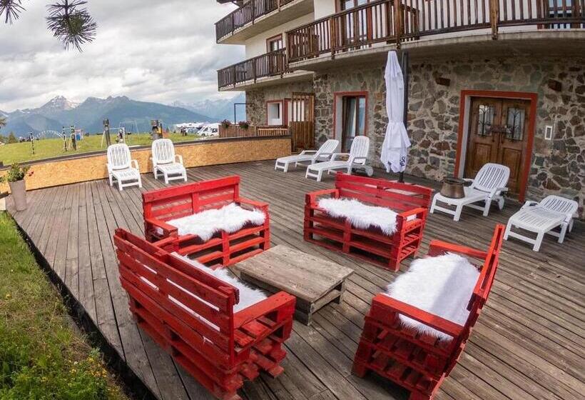 فندق Chalet Des Alpes