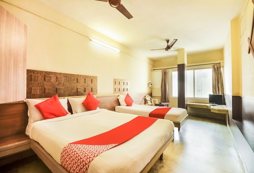 호텔 Juha Regencys By Oyo Rooms