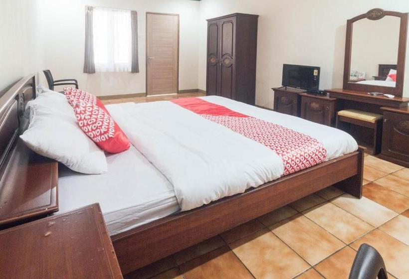 فندق Oyo 1688 Collin Beach