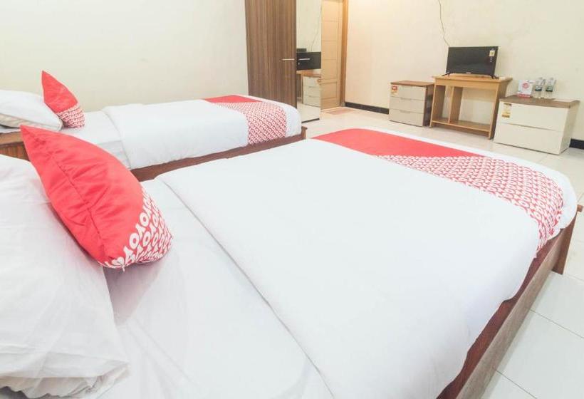 فندق Oyo 1688 Collin Beach
