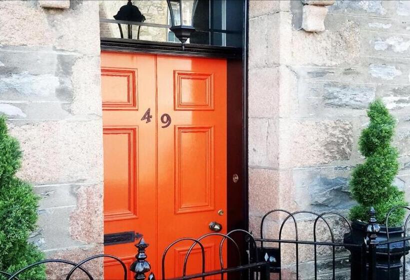 Little Robin Bed And Breakfast