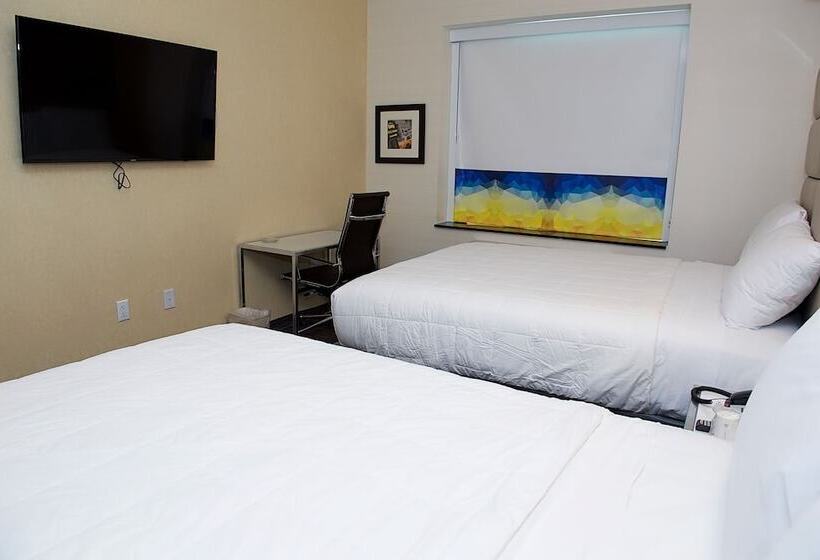 7 Days Hotel Bronx
