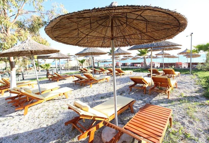 هتل Bunec Beach Resort