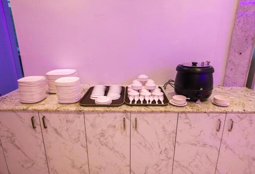 בית מלון כפרי Nitheesh Residency