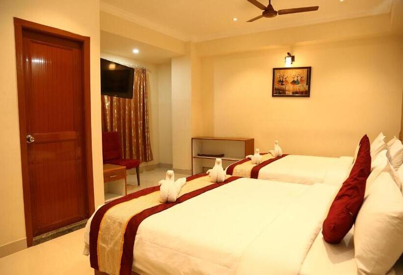 בית מלון כפרי Nitheesh Residency