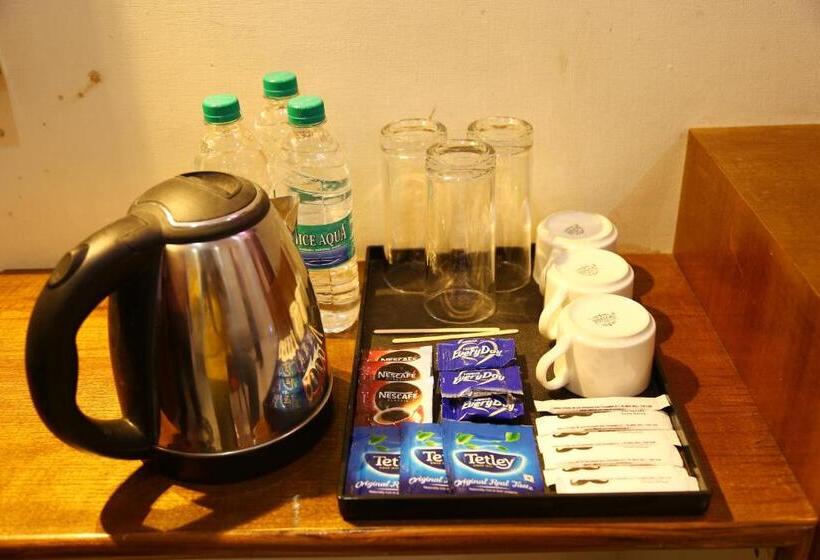 בית מלון כפרי Nitheesh Residency