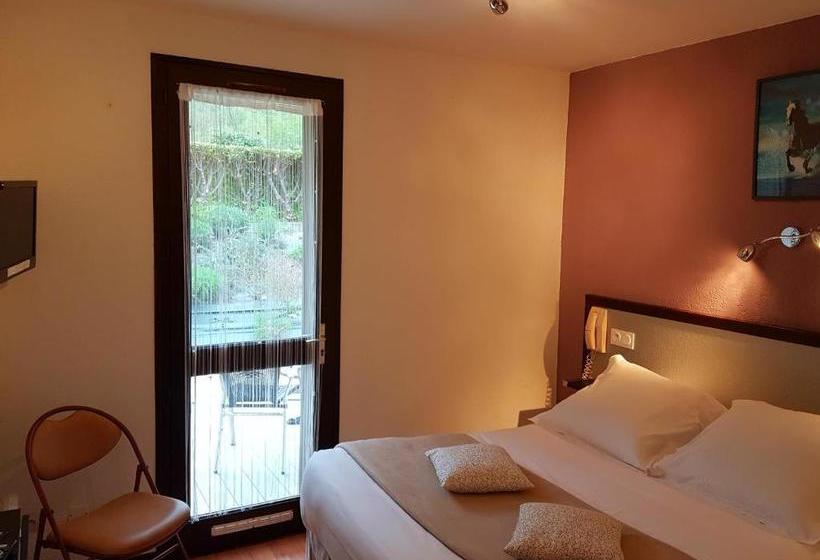 ホテル Hôtel Les Gabarres