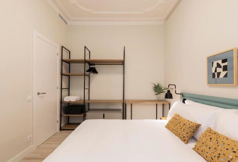 Aspasios Gracia Apartments