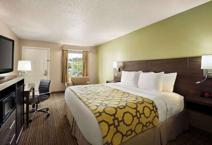 فندق Baymont By Wyndham Kingsland