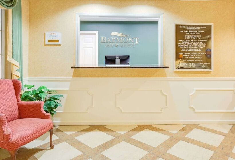 فندق Baymont By Wyndham Ozark