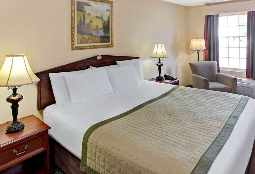 בית מלון כפרי Baymont By Wyndham Sanford