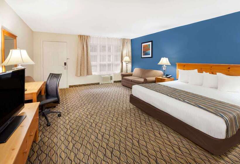 فندق Baymont By Wyndham St. Ignace Lakefront