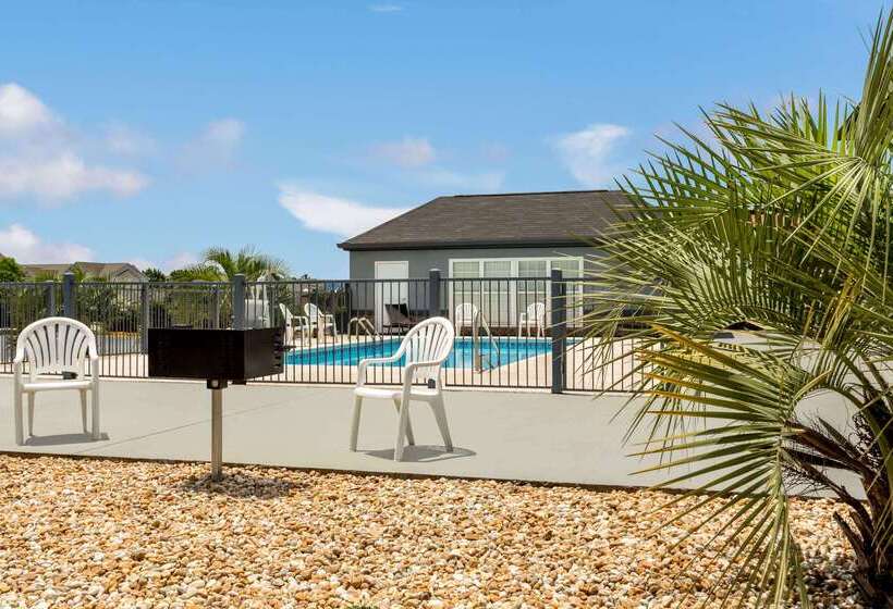 هتل Baymont By Wyndham Warner Robins