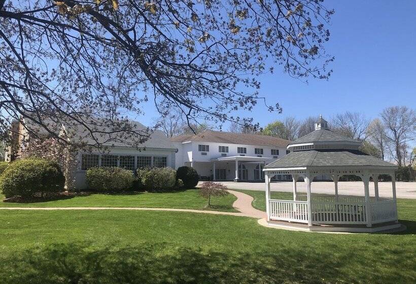 هتل Best Western Plus The Inn At Hampton