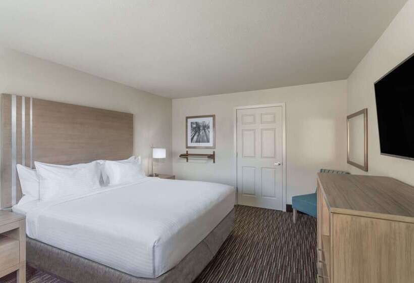 هتل Days Inn By Wyndham Yosemite Area