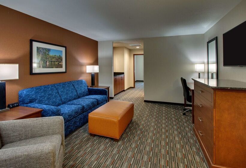בית מלון כפרי Drury Inn & Suites Lafayette, IN
