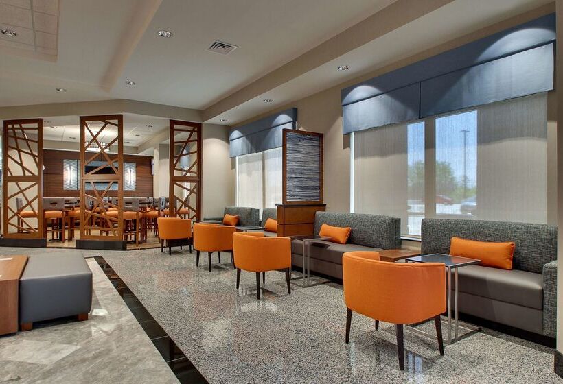 בית מלון כפרי Drury Inn & Suites Lafayette, IN