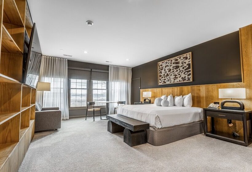 هتل Cottages & Suites Geneva National