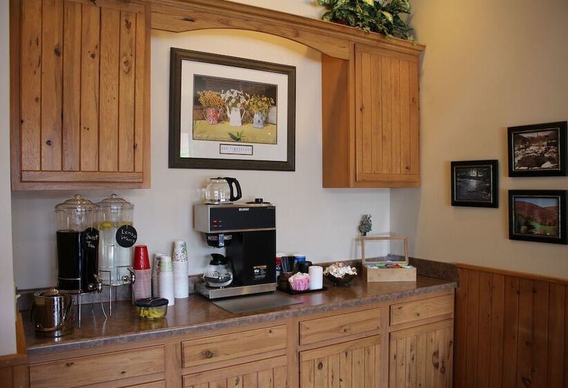 هتل Jonathan Creek Inn And Villas