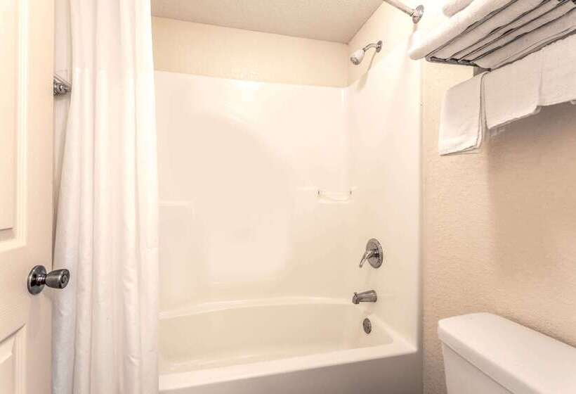 فندق Knights Inn  Seymour In