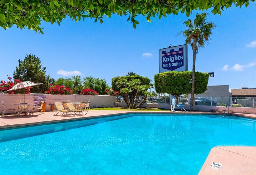 هتل Knights Inn Yuma