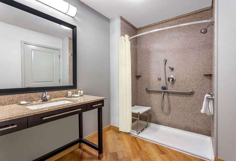 فندق La Quinta By Wyndham Columbus   Edinburgh