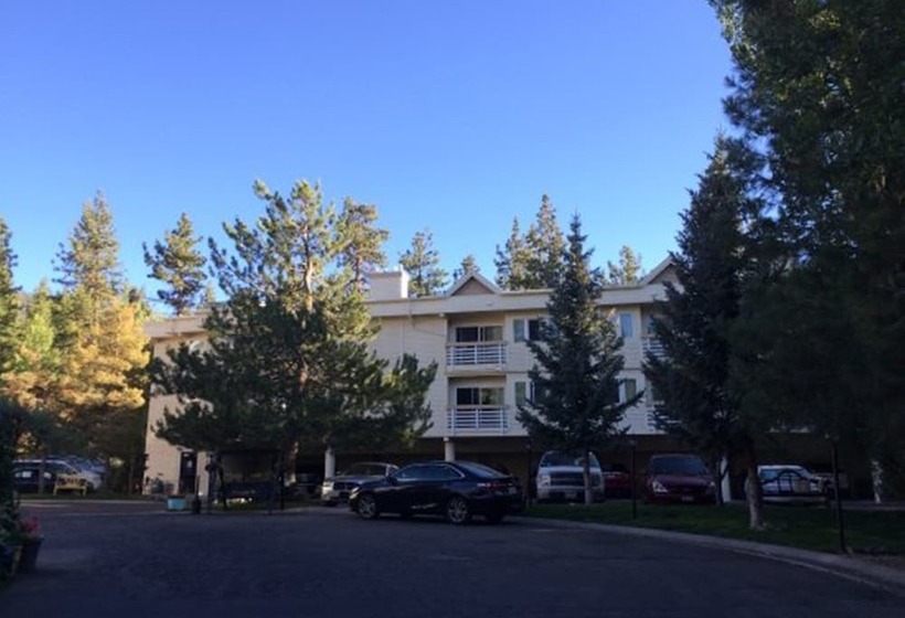 酒店 The Lodge At Kingsbury Crossing