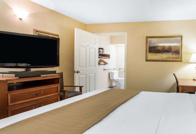 فندق Quality Inn