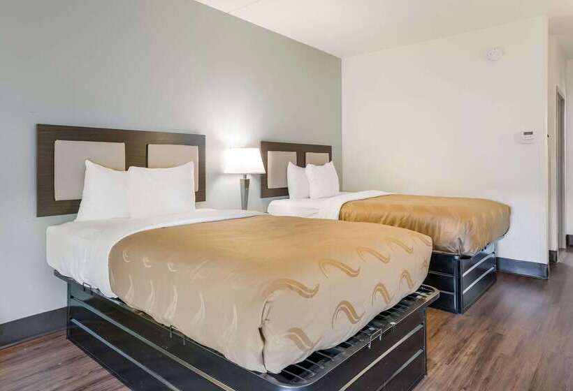 هتل Quality Inn Jacksonville Near Camp Lejeune