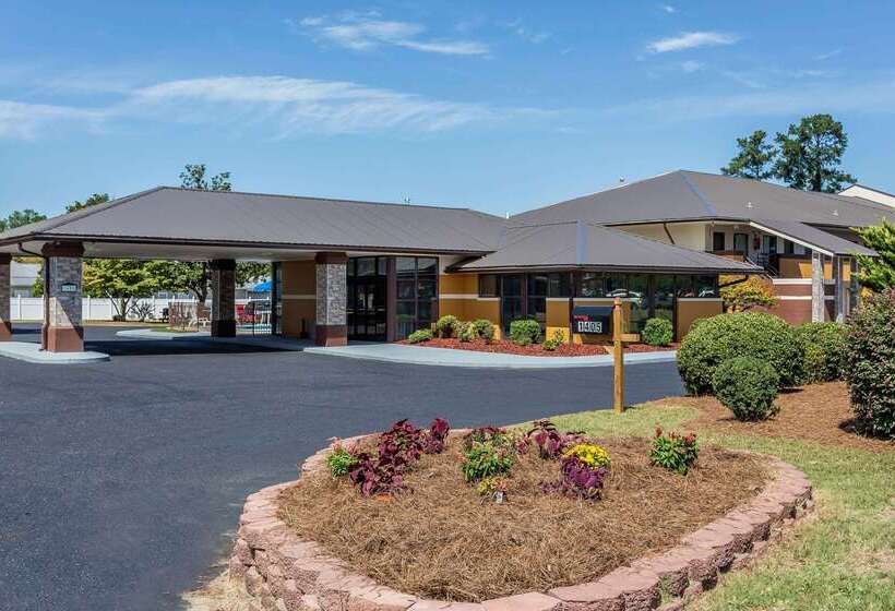 فندق Quality Inn Aberdeen