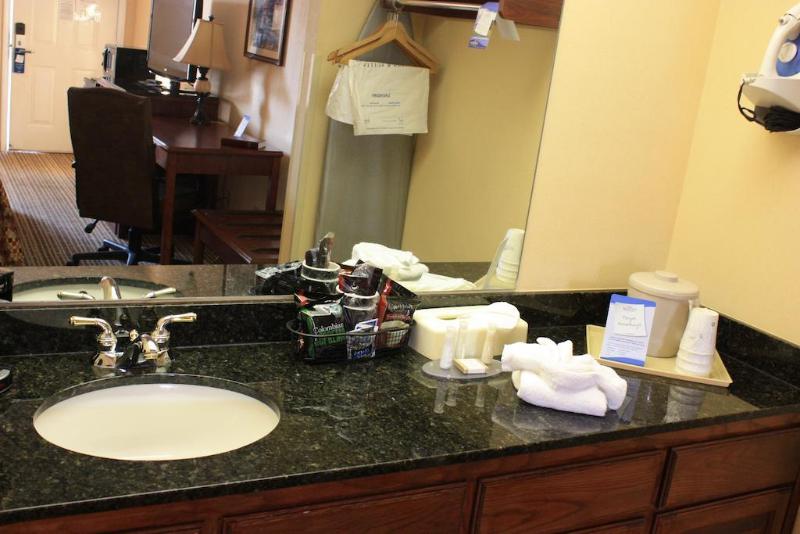 فندق Red Roof Inn & Suites Calhoun