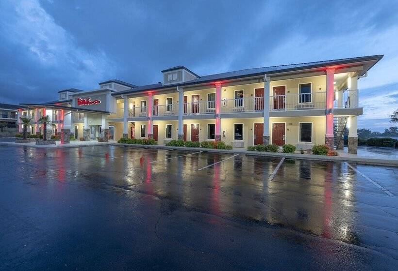 فندق Red Roof Inn & Suites Calhoun