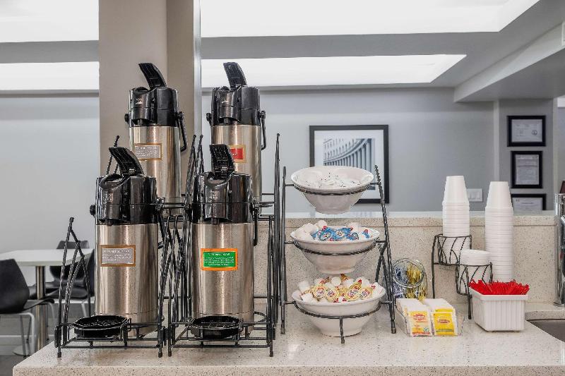 فندق Red Roof Inn & Suites Calhoun