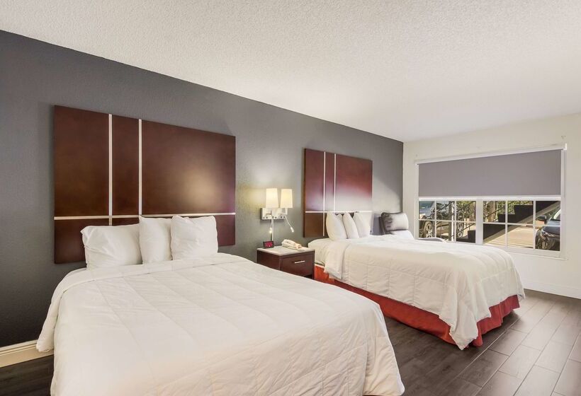 Surestay Hotel By Best Western Sarasota Lido Beach