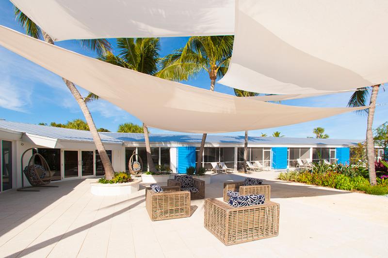 فندق على الطريق Islander Resort