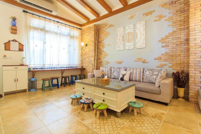 تختخواب و صبحانه Bj Classic Town