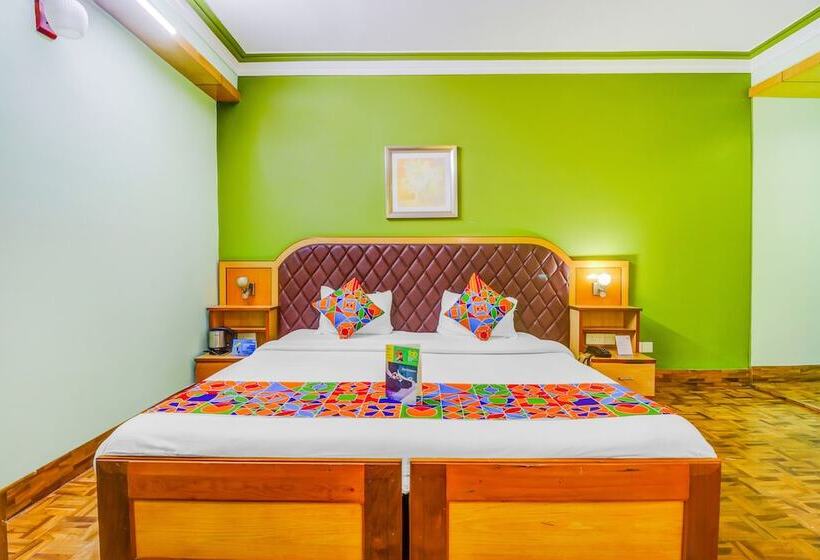 Fabhotel Misty Oak