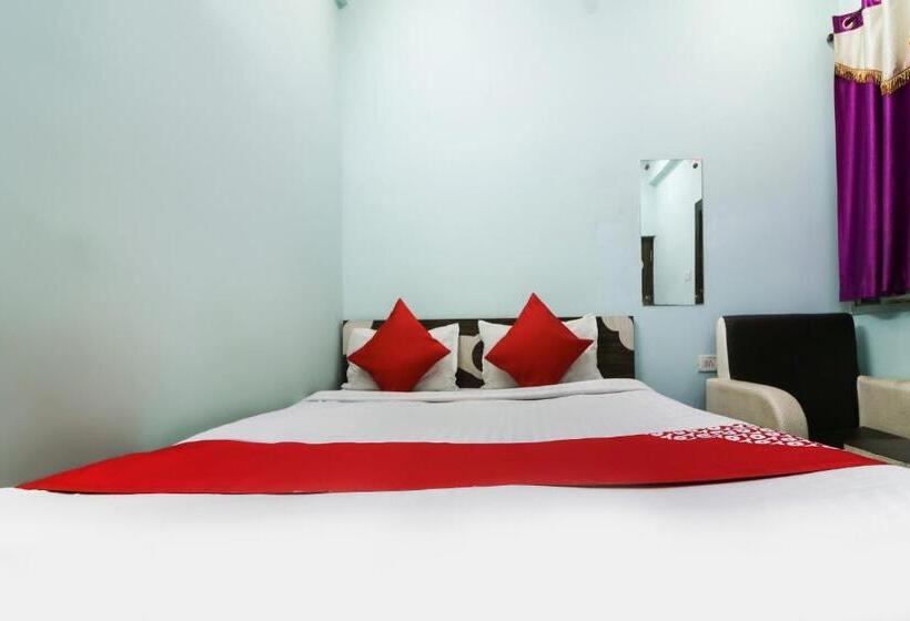 Flagship Hotel Neelkanth