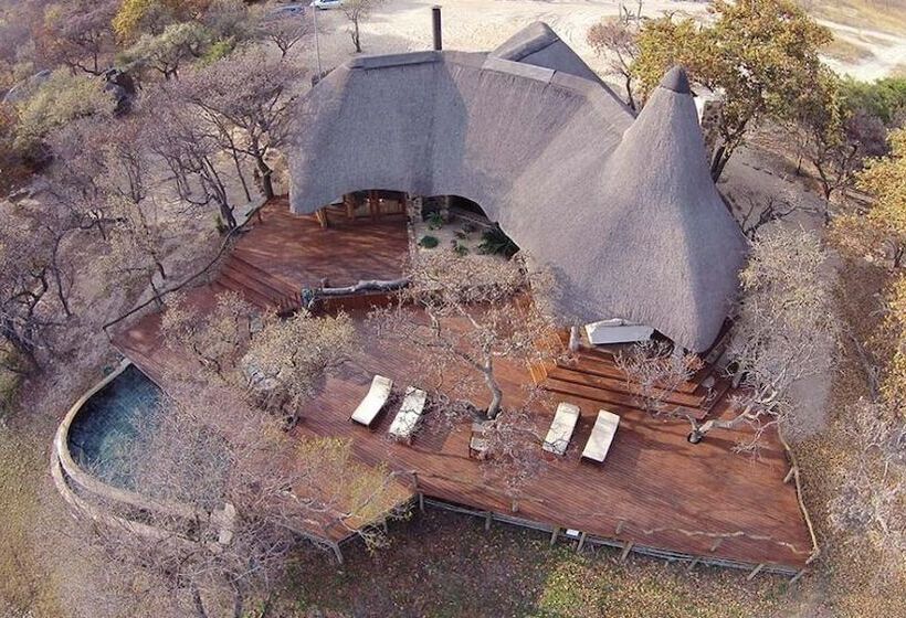 فندق Zangarna Game Lodge