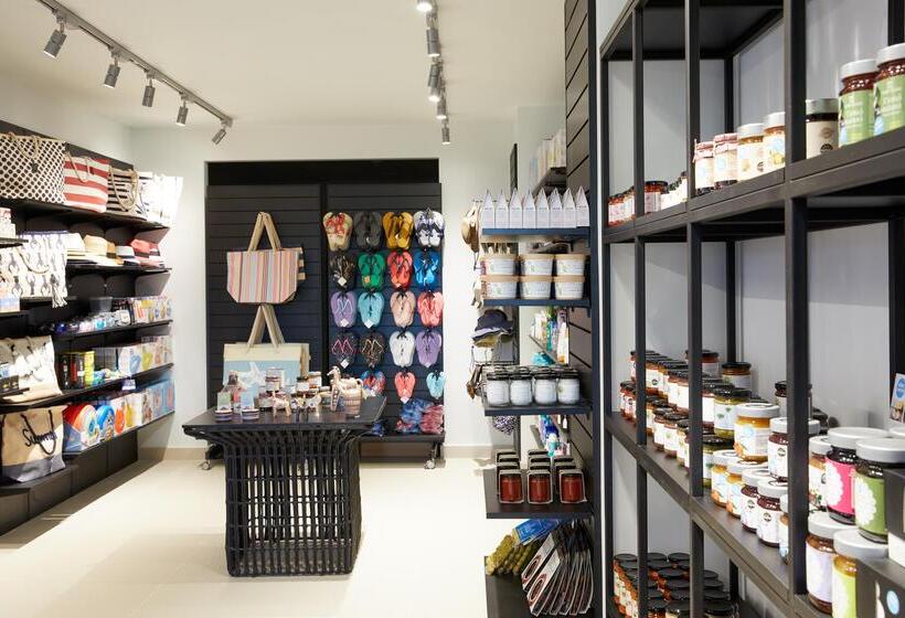 استراحتگاه Elix, Mar Bella Collection