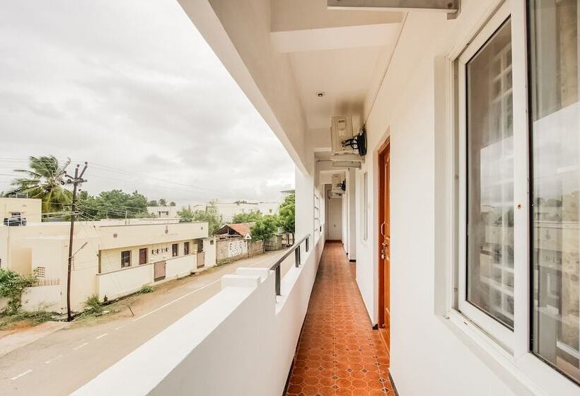Отель Capital O 45806 Sri Sakthi Vinayagar Residency