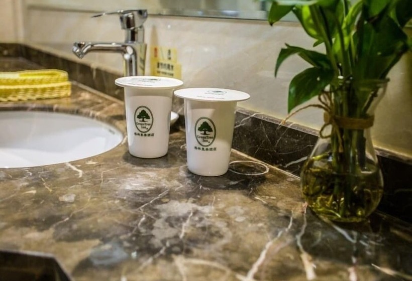 호텔 Greentree Inn Huaian River Xiagu Town Express