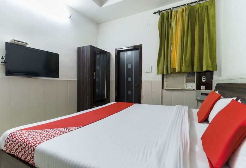 בית מלון כפרי Malik Regency By Oyo Rooms