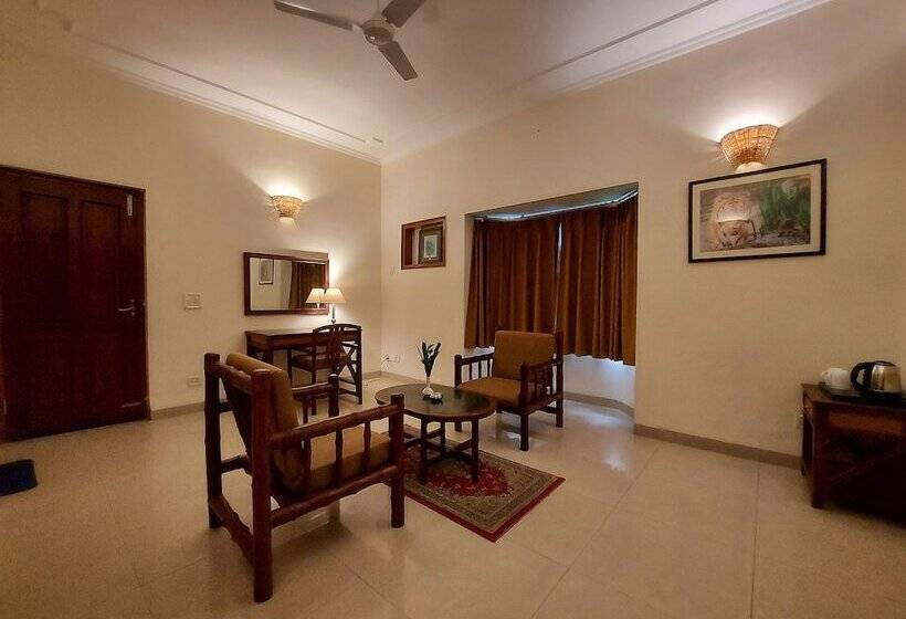 בית מלון כפרי Nadiya Parao Resort, Corbett