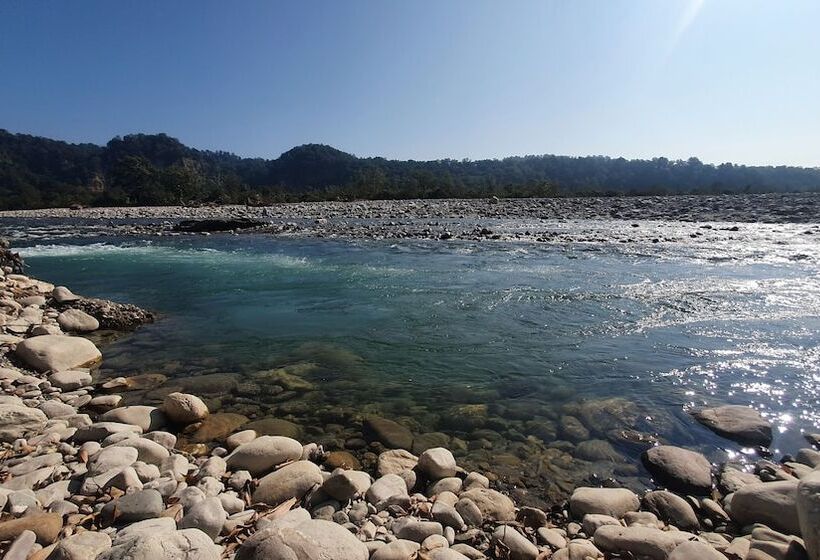 בית מלון כפרי Nadiya Parao Resort, Corbett