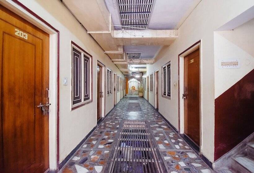 فندق Spot On 47388 Dutta Guest House