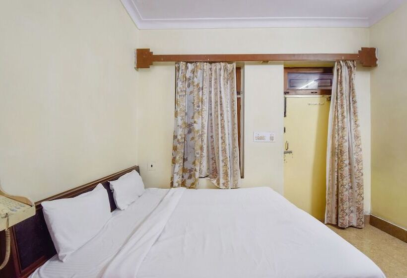 فندق Spot On 47388 Dutta Guest House