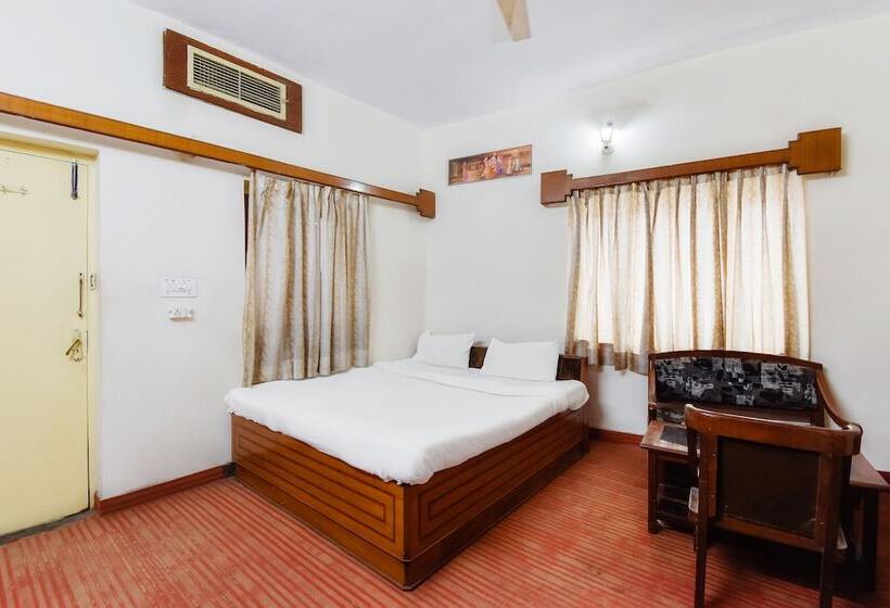 فندق Spot On 47388 Dutta Guest House
