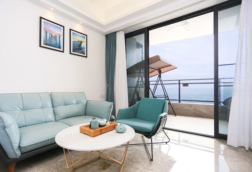 Seacliff Apartment
