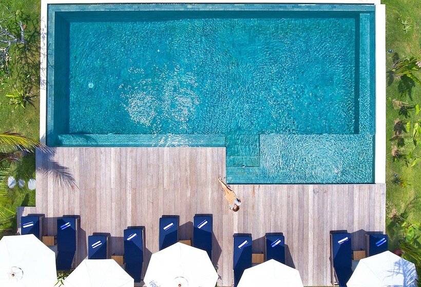 مبيت وإفطار Segara Lombok Beach Resort